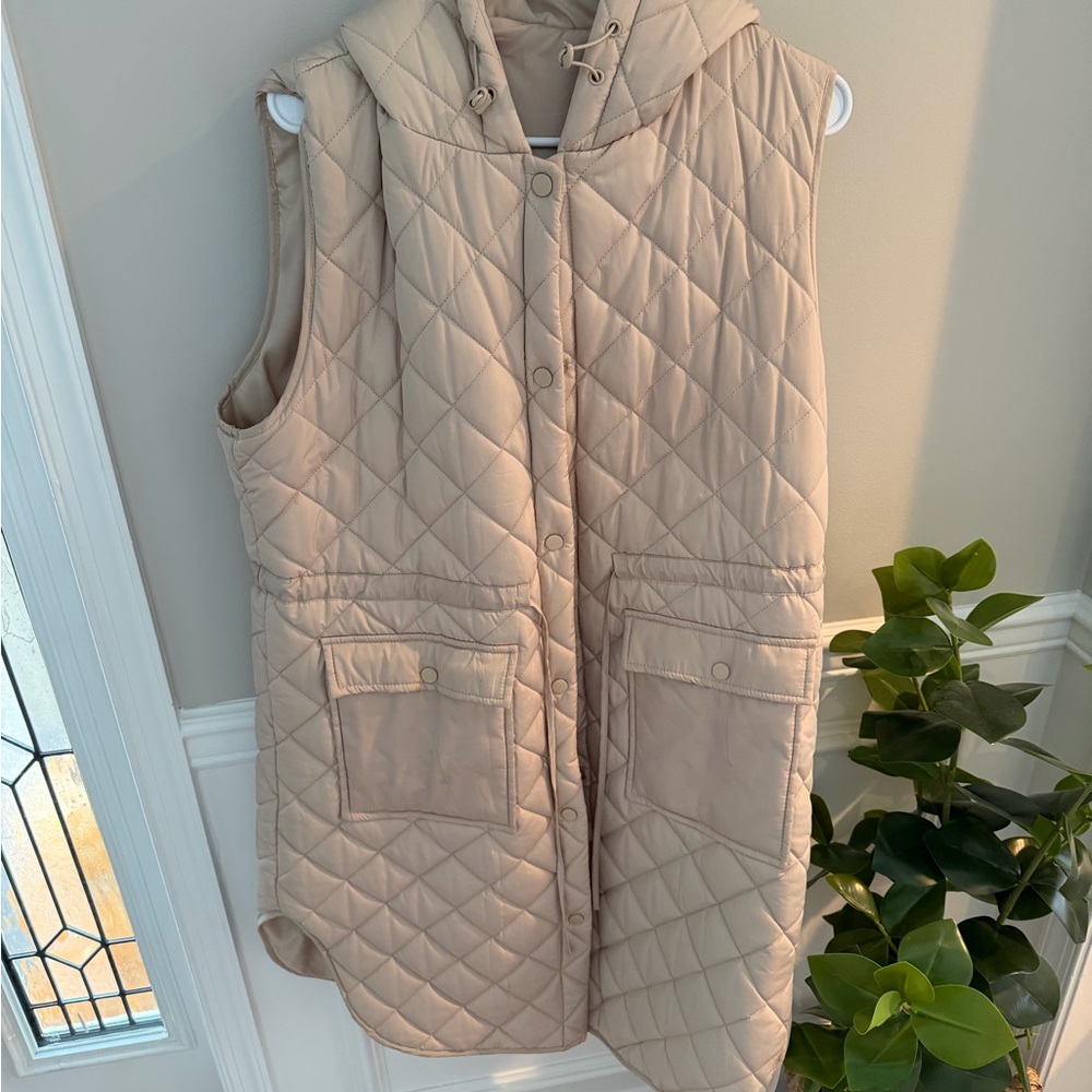 Quilted Tan Hooded Vest